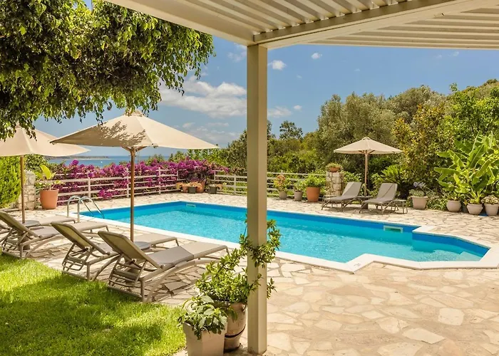 Aspasia فيلة كاتيليوس